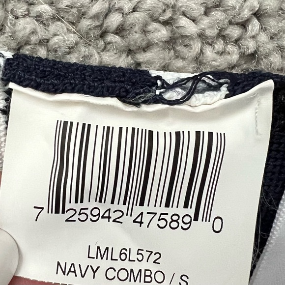 BCBG Maxazria Small NWOT Bandage
Inya Navy Combo Stripe One
Shoulder Dress - Picture 4 of 8